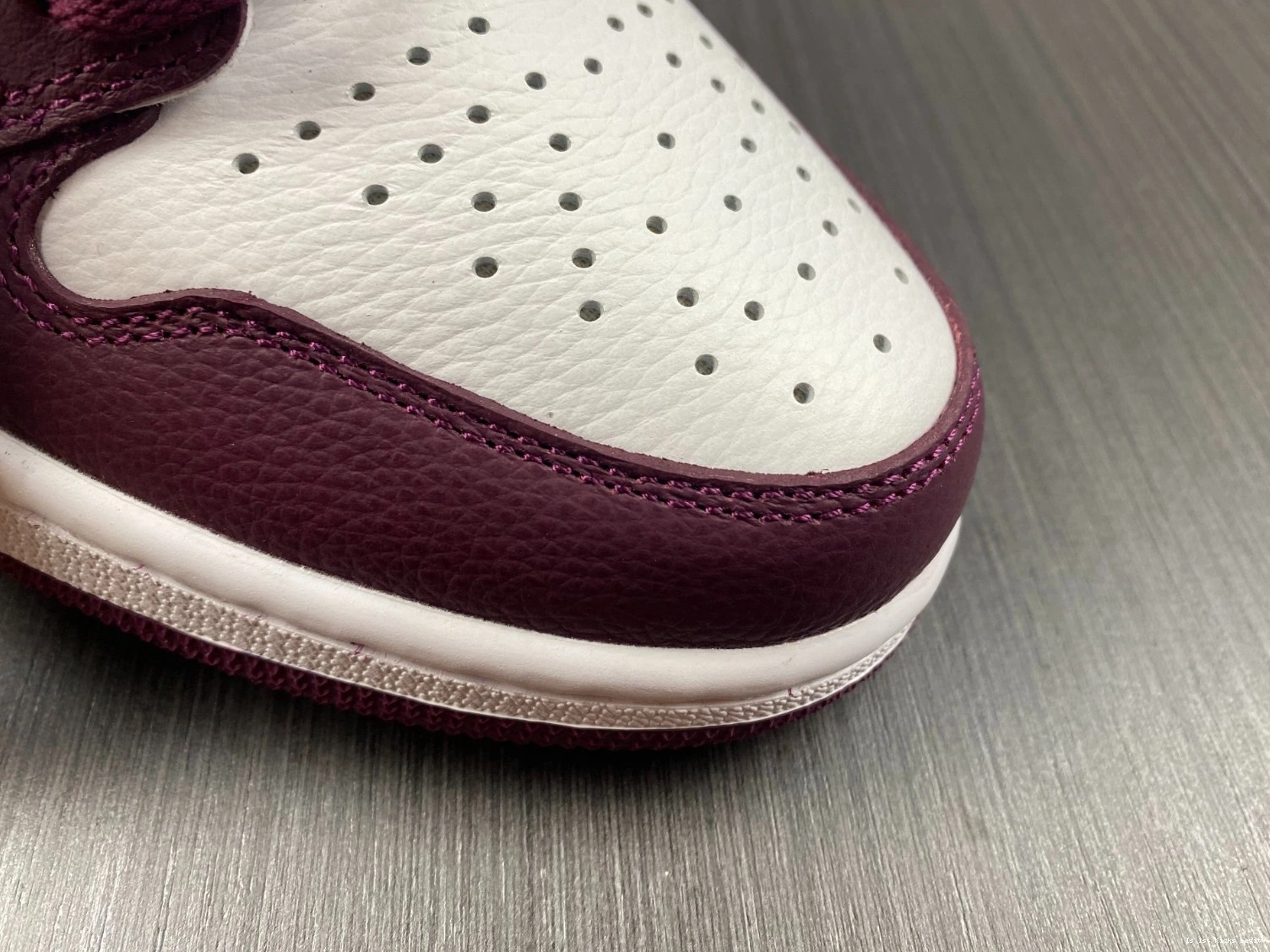  Volt OG Air Jordan 555088-118 1 High Gold 0409